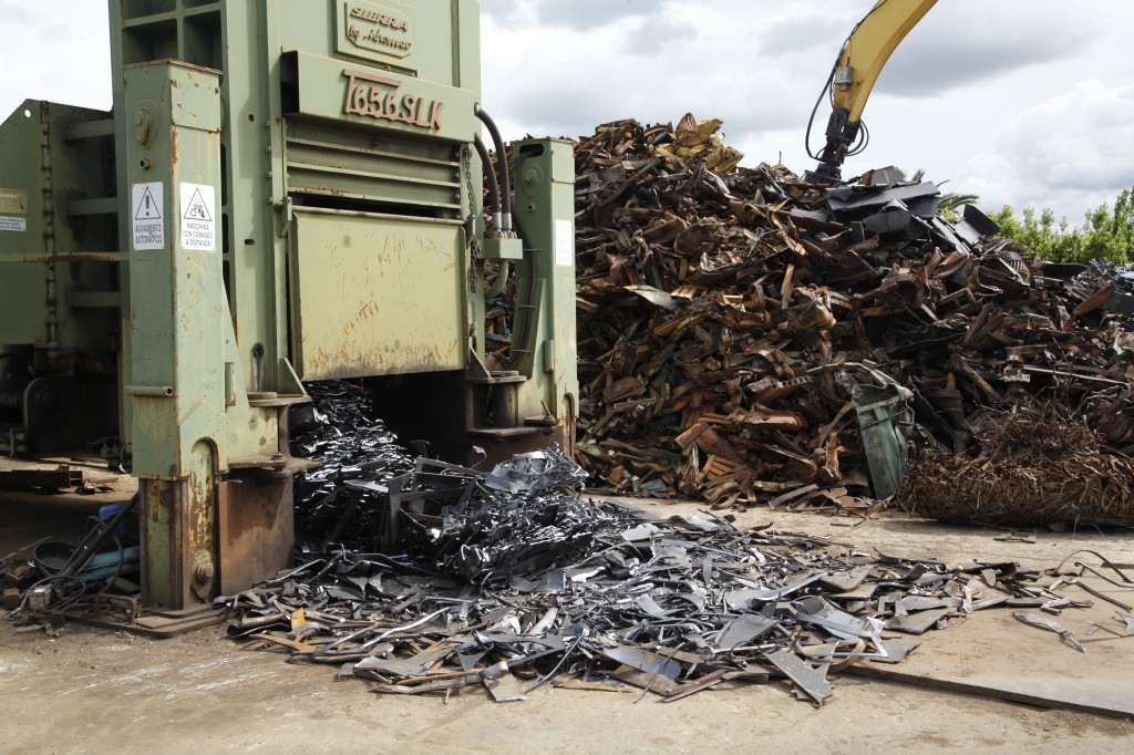 Trasporto smaltimento rifiuti Lecce Eurorecuperi